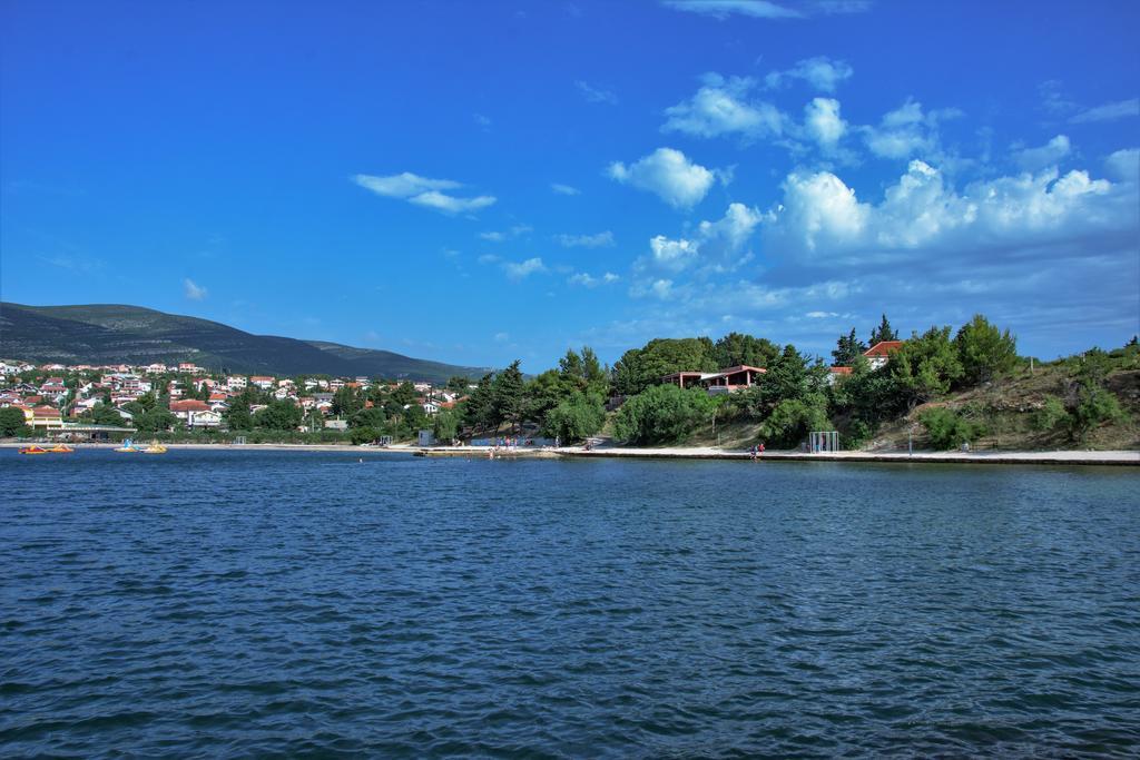 Apartmani Orhideja Горни-Карин Экстерьер фото